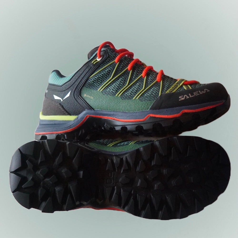 Salewa MOUNTAIN TRAINER LITE GORE-TEX® WOMEN'S SHOES Size 7.5